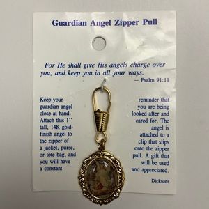 *BRAND NEW* Guardian angel zipper pull